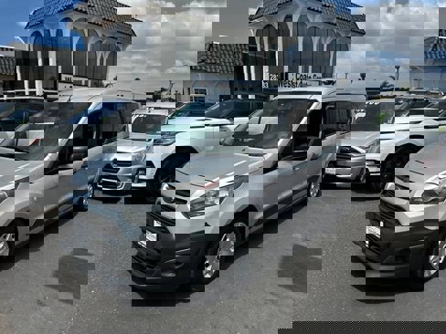 Used 2018 Ford Transit Connect XL image 1