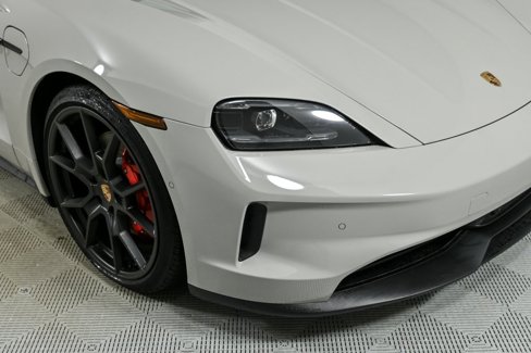 New 2025 Porsche Taycan 4S image 37