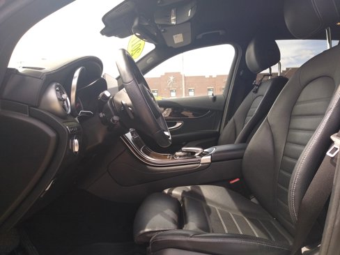 Used 2017 Mercedes-Benz GLC 300 4MATIC image 13