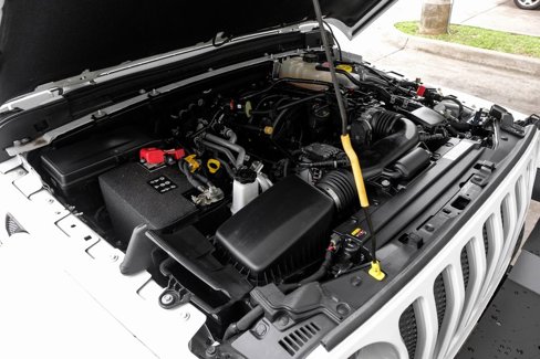 Used 2022 Jeep Wrangler Unlimited Sahara w/ Cold Weather Group image 61