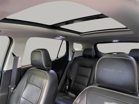 Used 2019 GMC Terrain Denali w/ Advanced Safety Package image 21