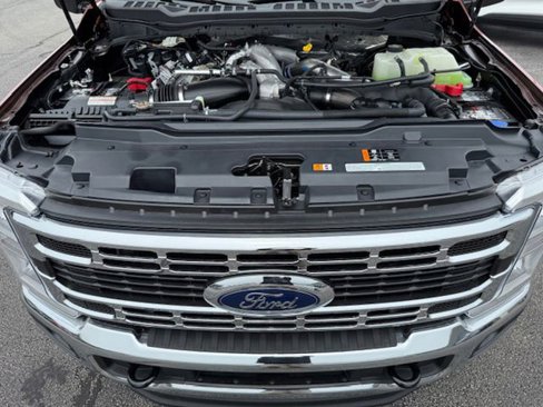 New 2025 Ford F250 XLT w/ F-250 >10K GVWR Package image 27