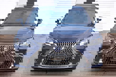Used 2021 Lexus ES 300h w/ Premium Package image 9