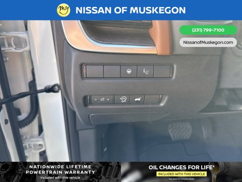 New 2026 Nissan Rogue Platinum image 13