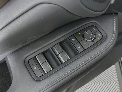 New 2025 Lexus TX 350 AWD image 18