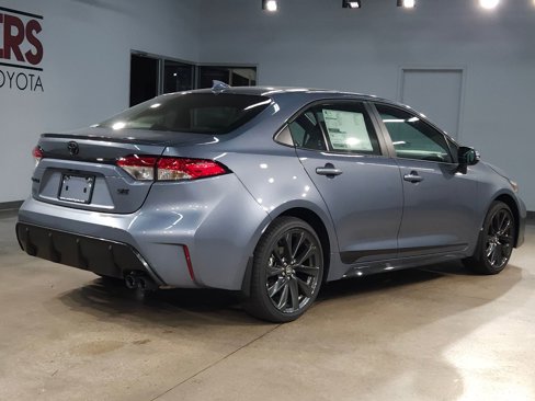 New 2025 Toyota Corolla SE image 7