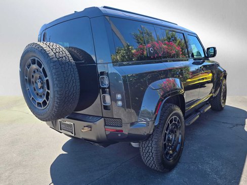 New 2025 Land Rover Defender 110 image 7