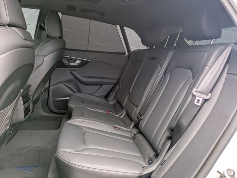 New 2025 Audi Q8 Prestige image 15