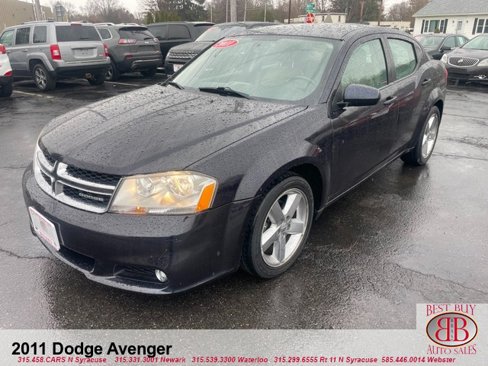 Used 2011 Dodge Avenger Lux image 7