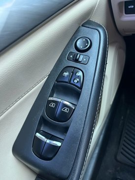 Used 2017 Nissan Maxima 3.5 SV w/ Dynamic Package image 23