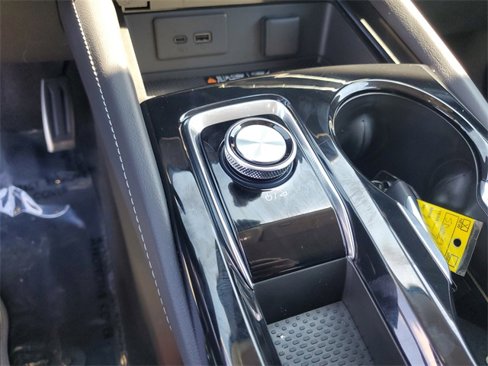 New 2025 Buick Envision Sport Touring image 15