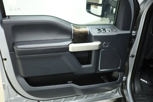 Used 2022 Ford F350 Lariat image 43