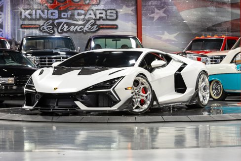 Used 2024 Lamborghini Revuelto image 11
