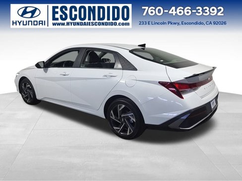 New 2025 Hyundai Elantra Sport image 3