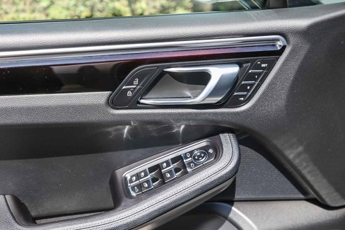 Used 2022 Porsche Macan image 22