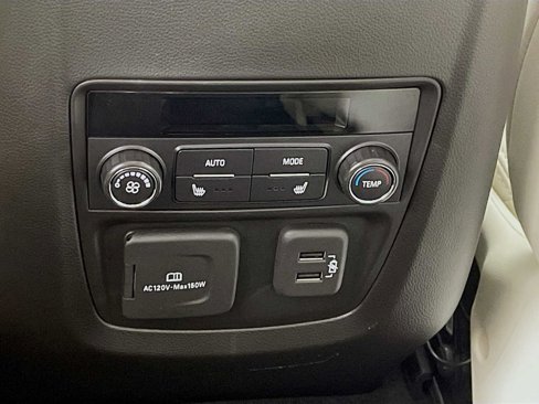 Used 2024 Buick Enclave Avenir w/ Avenir Technology Package image 25