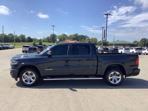 New 2026 RAM 1500 4x4 Crew Cab image 4