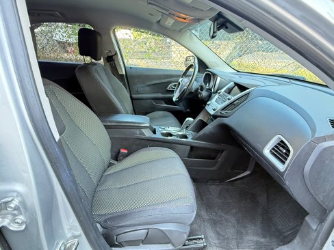 Used 2013 Chevrolet Equinox LT image 16