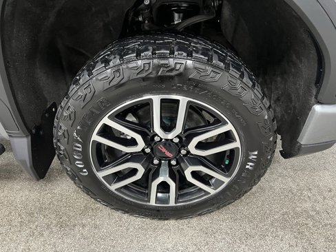 Used 2024 GMC Sierra 1500 AT4 image 22