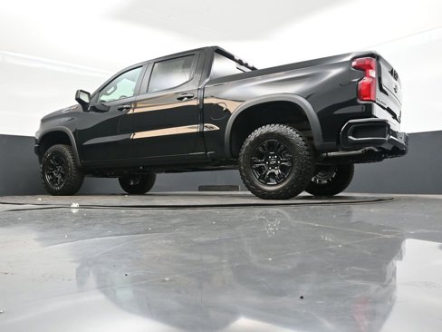 New 2026 Chevrolet Silverado 1500 ZR2 image 41