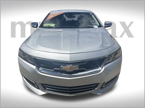 Used 2018 Chevrolet Impala Premier w/ Premier Confidence Package image 21