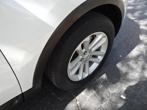 Used 2015 Ford Explorer FWD image 23