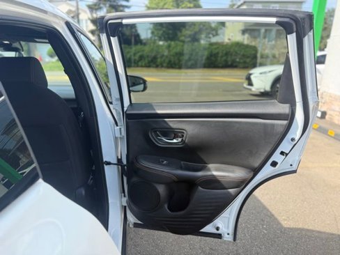 Used 2023 Honda HR-V Sport image 26