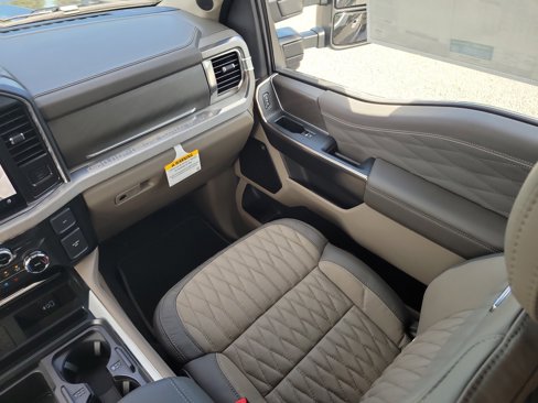 New 2026 Ford F450 Platinum image 13