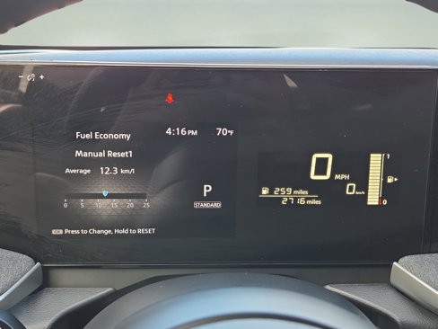 Used 2025 Nissan Kicks SV image 17
