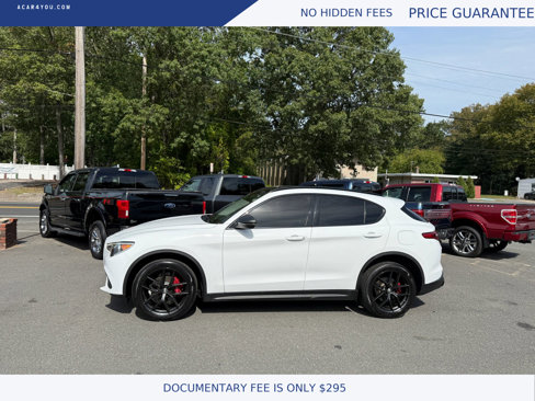 Used 2019 Alfa Romeo Stelvio Sport w/ Quick Order Package 22J Sport image 2