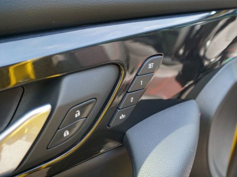 Used 2022 Chevrolet Blazer RS w/ Enhanced Convenience Package image 19