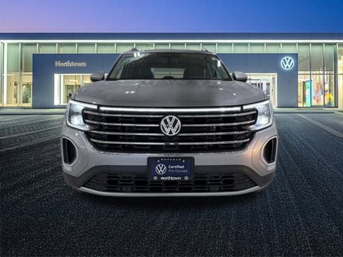 Certified 2025 Volkswagen Atlas SE image 9