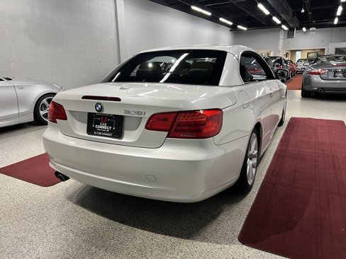 Used 2012 BMW 328i Convertible image 44