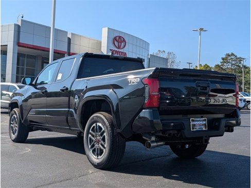 New 2025 Toyota Tacoma TRD Sport image 5