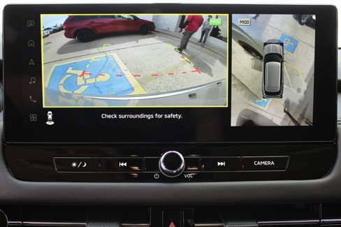 New 2025 Mitsubishi Outlander SE image 25