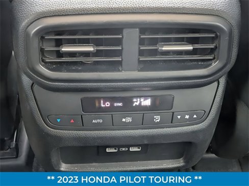 Used 2023 Honda Pilot Touring image 30