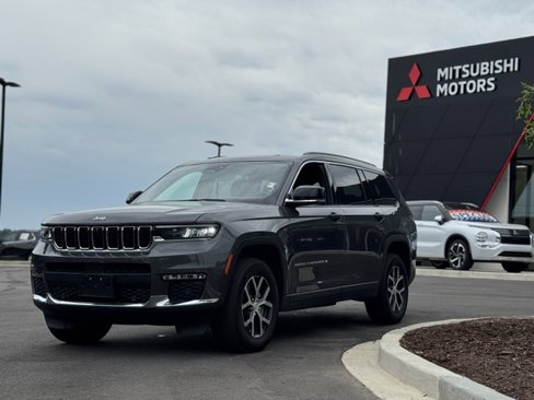 Used 2024 Jeep Grand Cherokee L Limited w/ Luxury Tech Group II image 7
