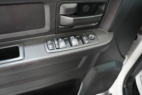 Used 2017 RAM 2500 Tradesman w/ Chrome Appearance Group image 11
