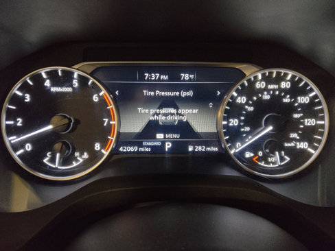Used 2023 Nissan Rogue S image 23
