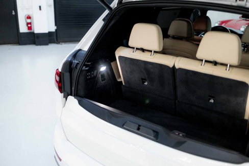 Used 2021 BMW X7 xDrive40i w/ Premium Package image 51
