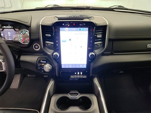 Used 2025 RAM 1500 Laramie image 25