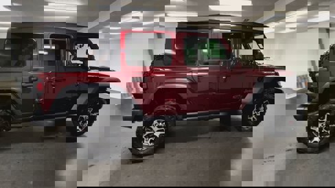 Used 2022 Jeep Wrangler Unlimited Rubicon w/ Cold Weather Group image 44