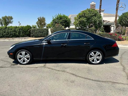 Used 2010 Mercedes-Benz CLS 550 w/ Premium I Pkg image 5