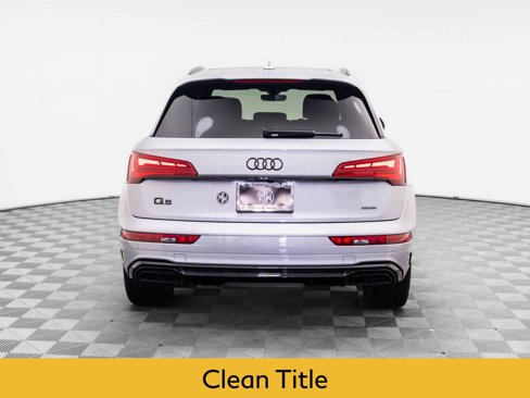 Used 2024 Audi Q5 2.0T Prestige w/ Prestige Package image 4
