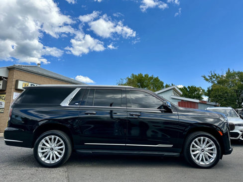 Used 2022 Cadillac Escalade ESV Premium Luxury image 5