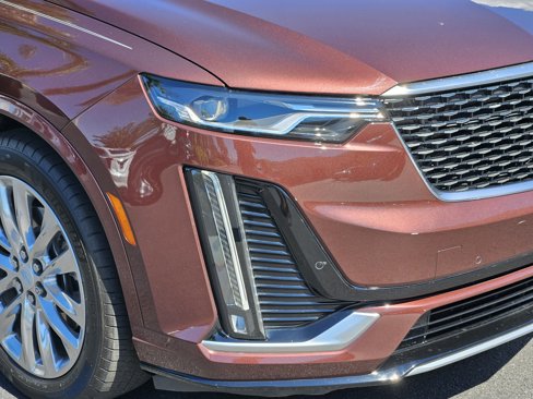 Certified 2023 Cadillac XT6 Premium Luxury w/ LPO, Premium Carpet Package image 9