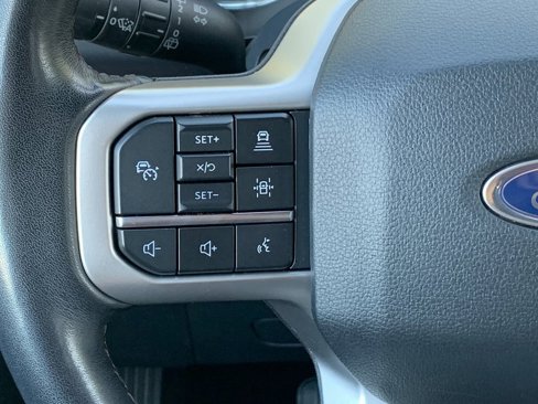 Used 2024 Ford Expedition Limited image 11