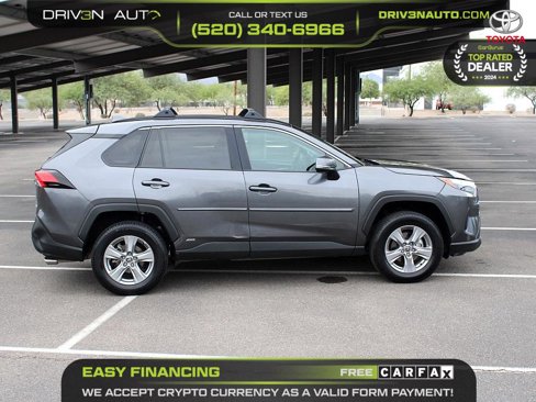 Used 2022 Toyota RAV4 XLE image 9