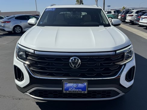 Certified 2024 Volkswagen Atlas Cross Sport SE w/ Panoramic Sunroof Package image 2