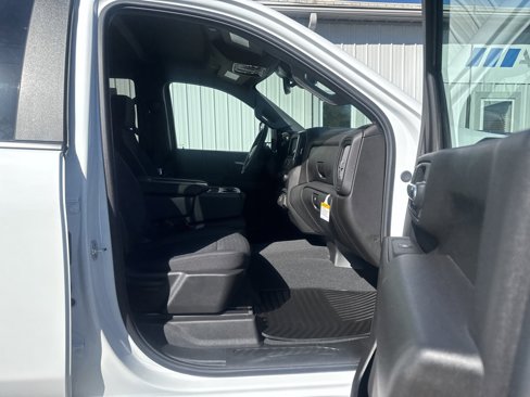 New 2025 Chevrolet Silverado 2500 Custom w/ Custom Value Package image 22